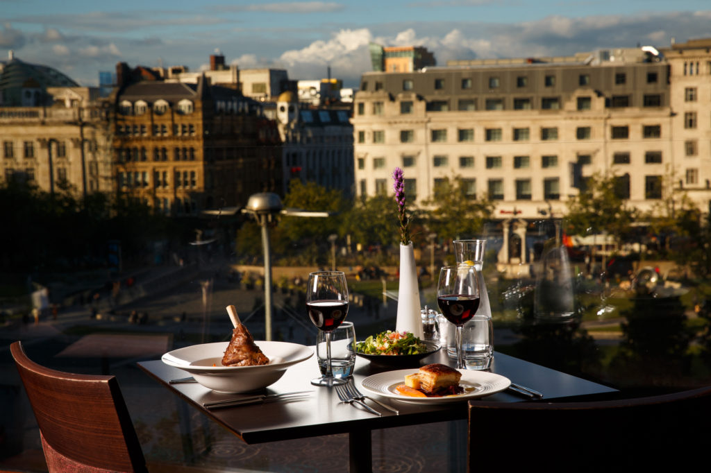 Bar & Restaurant Gallery Mercure Hotel Manchester Piccadilly
