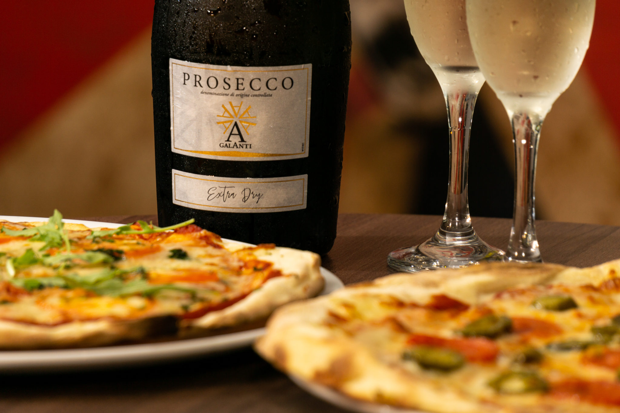 Pizza & Prosecco Mercure Manchester Piccadilly Hotel